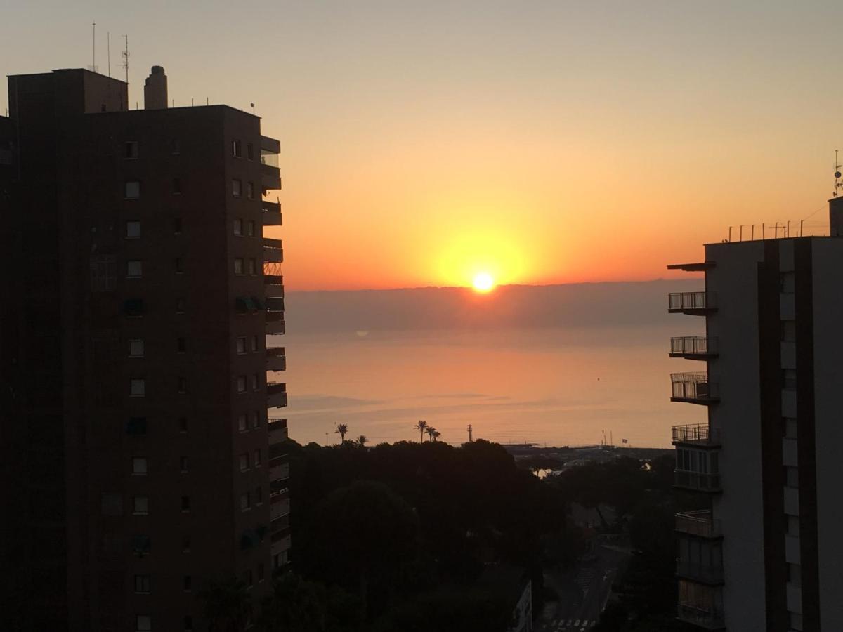 Cosy, Seaview Apartment, Close To Beach And Bars -Edificio Rhin Campoamor Bagian luar foto