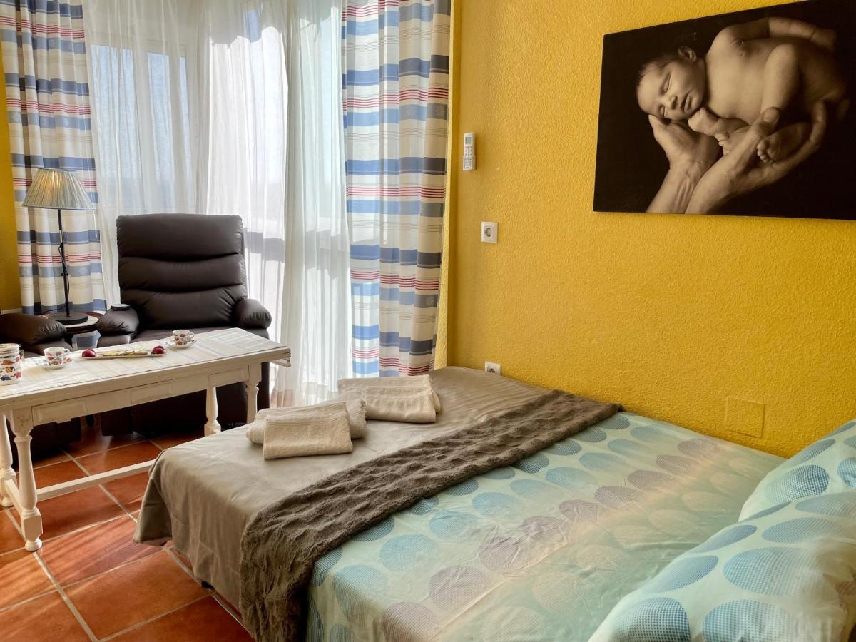 Cosy, Seaview Apartment, Close To Beach And Bars -Edificio Rhin Campoamor Bagian luar foto